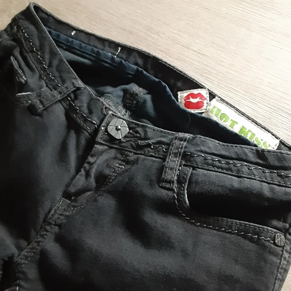 Goth Contrast Stitch Jeans - Picture 4 of 4